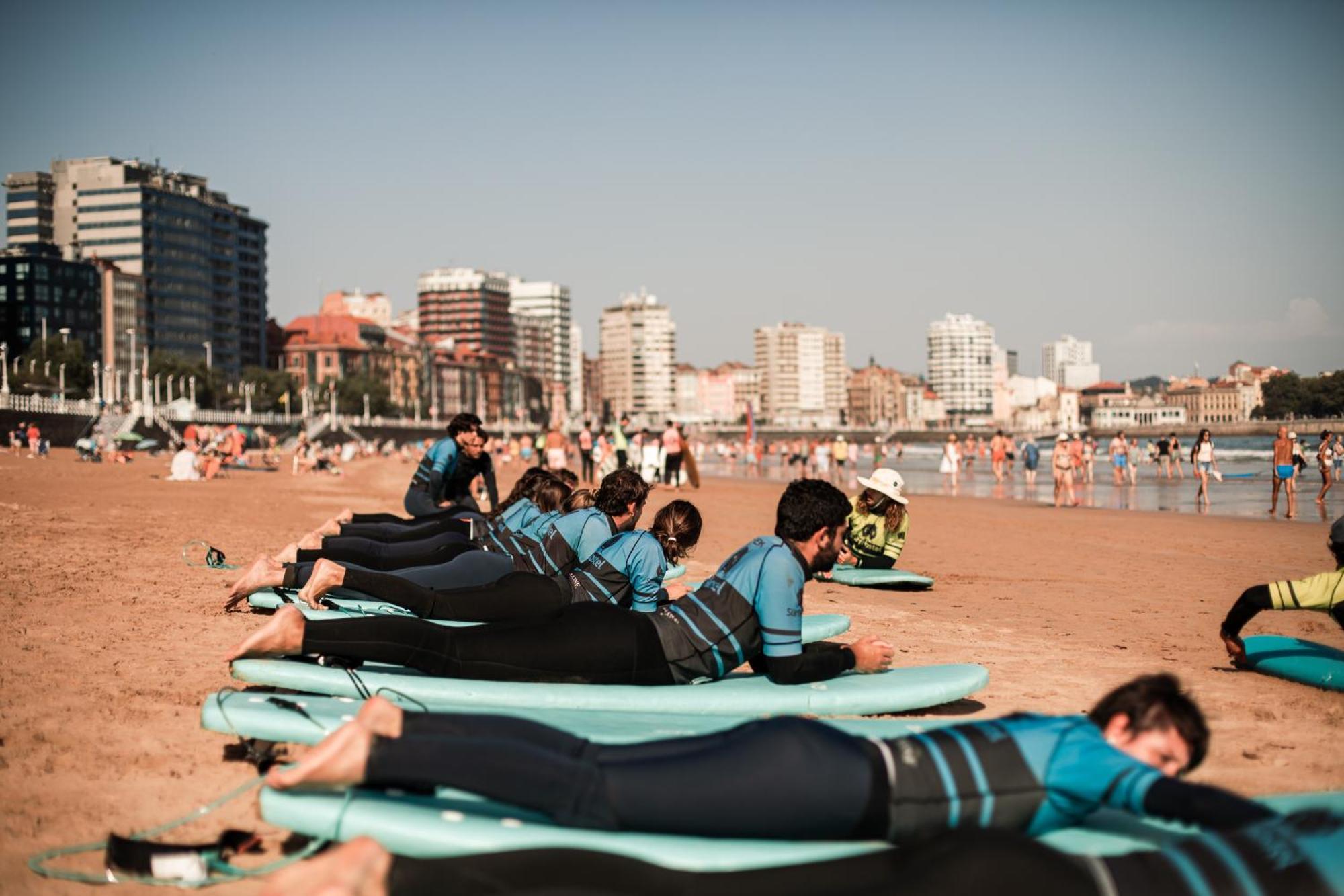 Gijon Surf Hostel Exterior photo