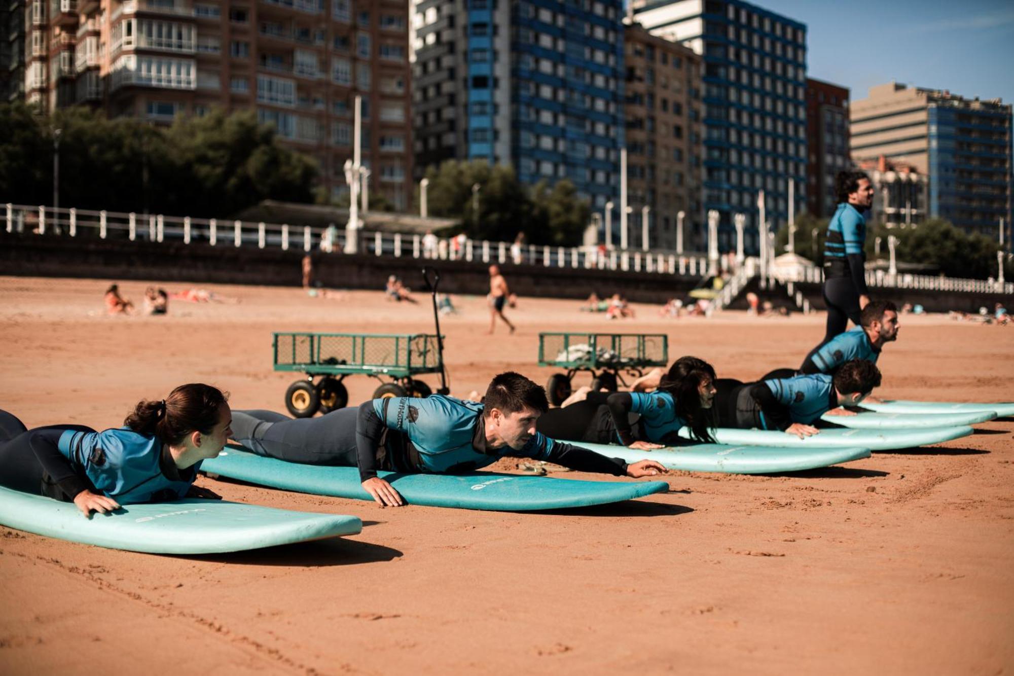 Gijon Surf Hostel Exterior photo
